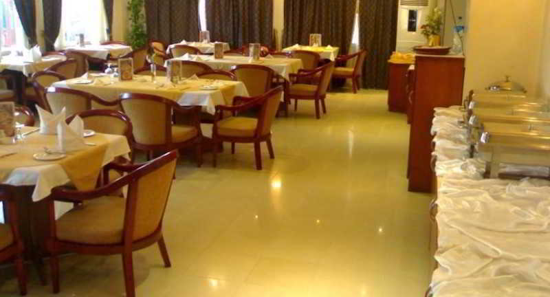Gulf Pearl Hotel Манама Екстериор снимка