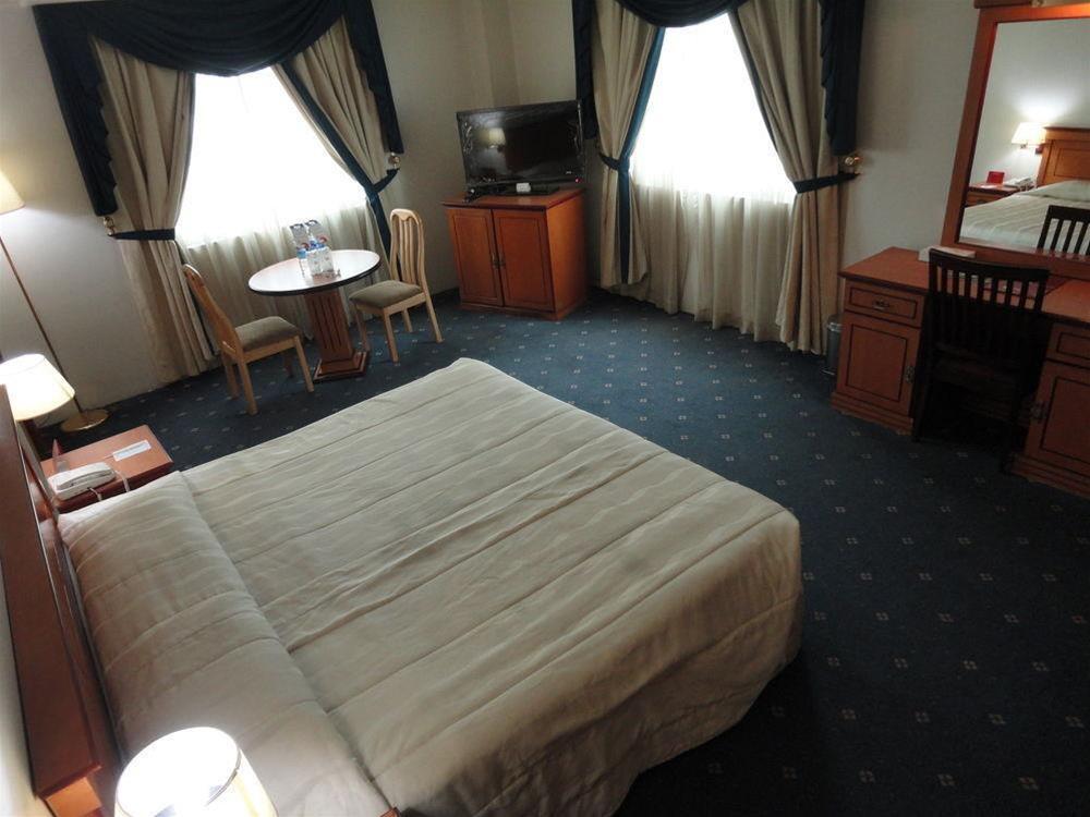 Gulf Pearl Hotel Манама Екстериор снимка